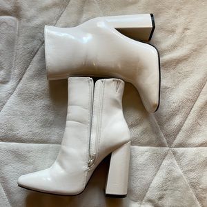 Liliana white boots